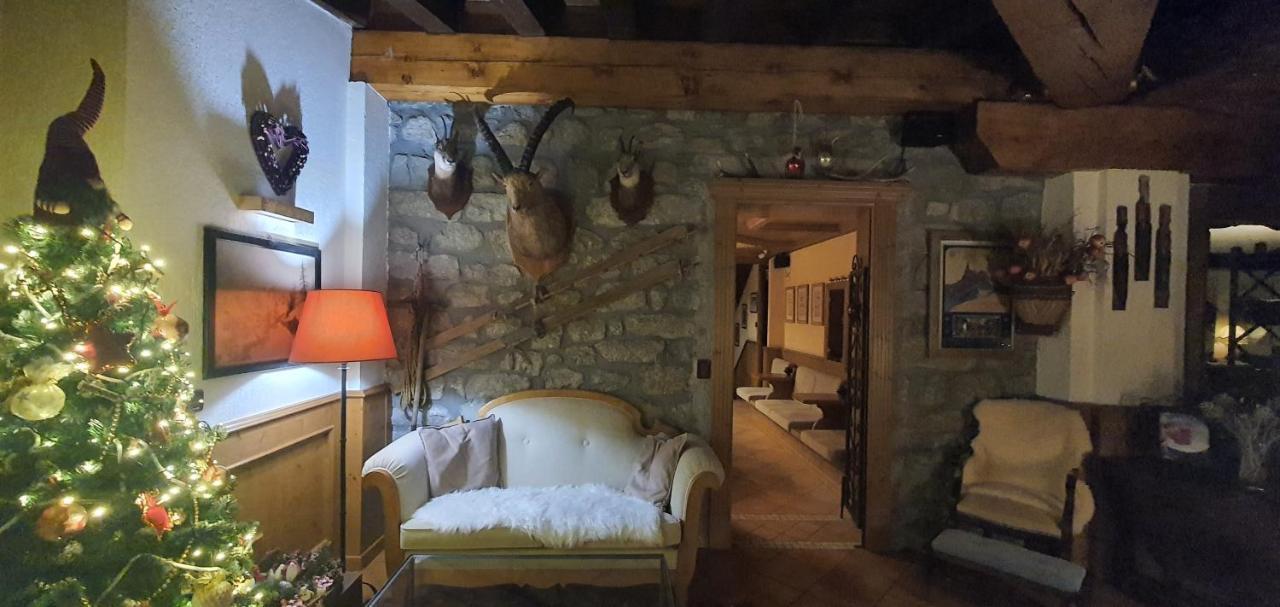 Hotel Dente Del Gigante Courmayeur Exterior photo