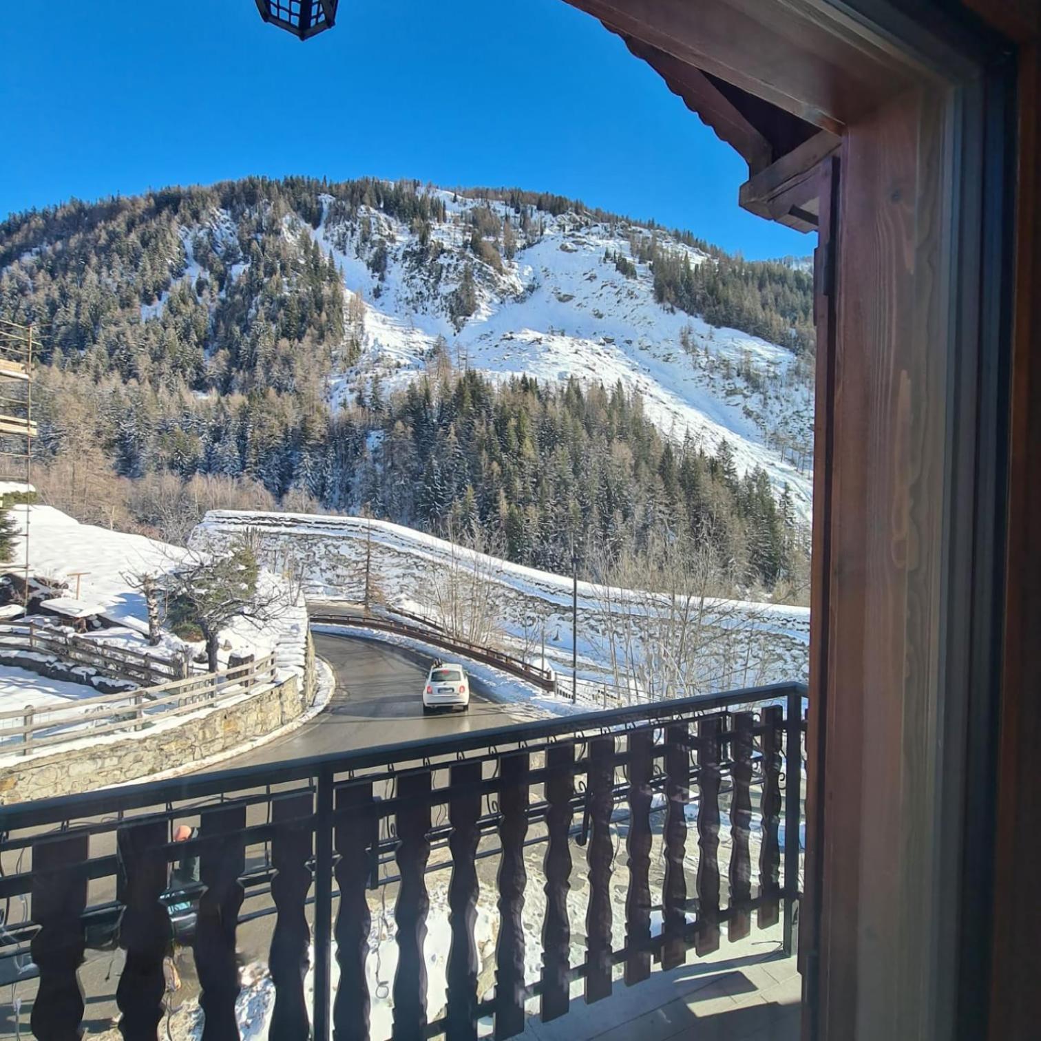Hotel Dente Del Gigante Courmayeur Exterior photo