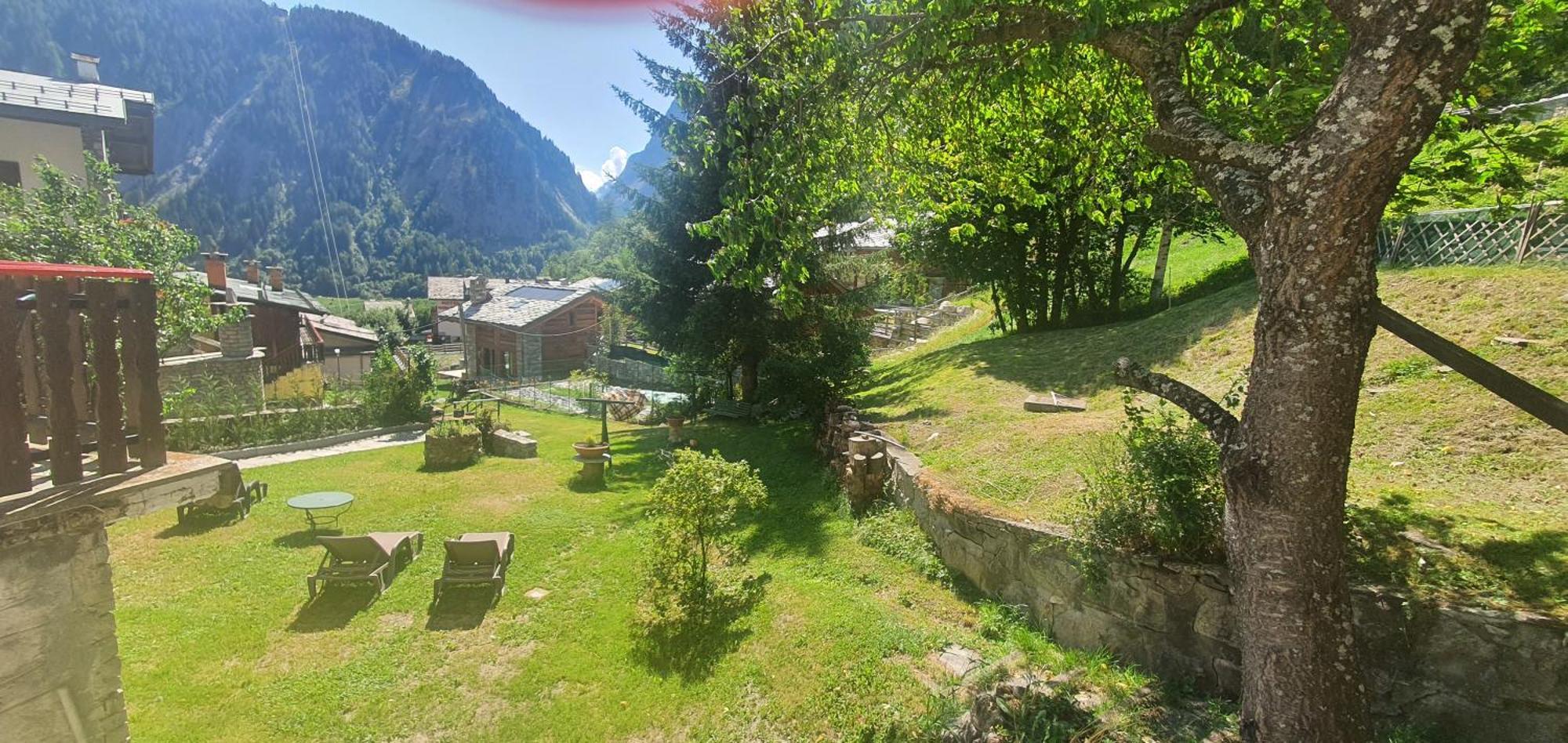 Hotel Dente Del Gigante Courmayeur Exterior photo