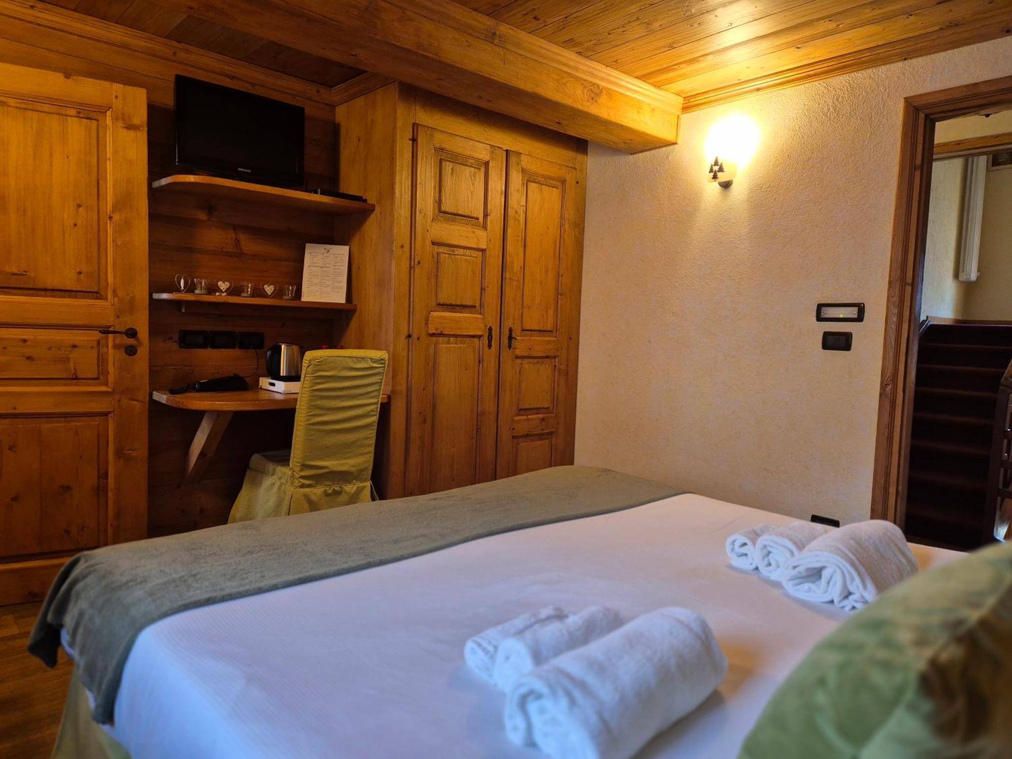 Hotel Dente Del Gigante Courmayeur Exterior photo