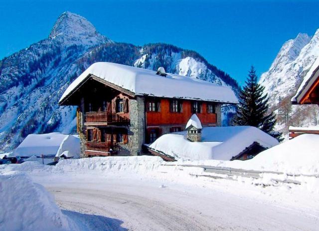 Hotel Dente Del Gigante Courmayeur Exterior photo